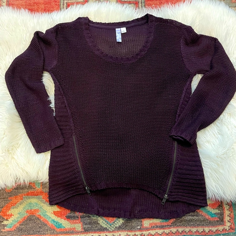 Plum sweater with zipper details